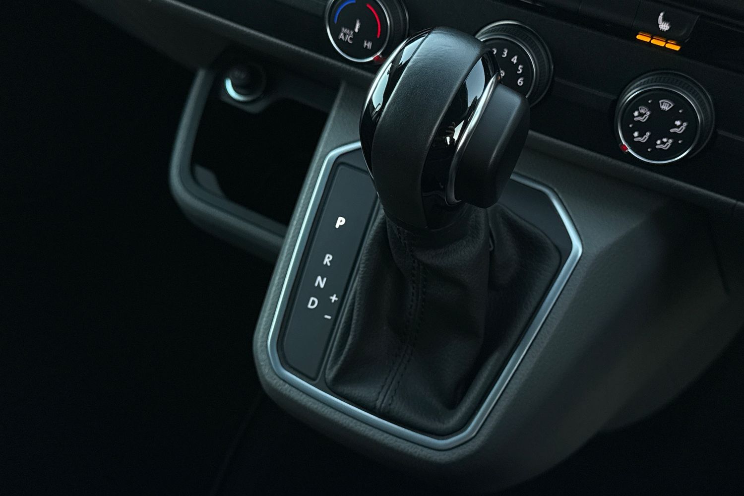 Used Volkswagen Transporter 2023 for sale - 76909361: Photo 23