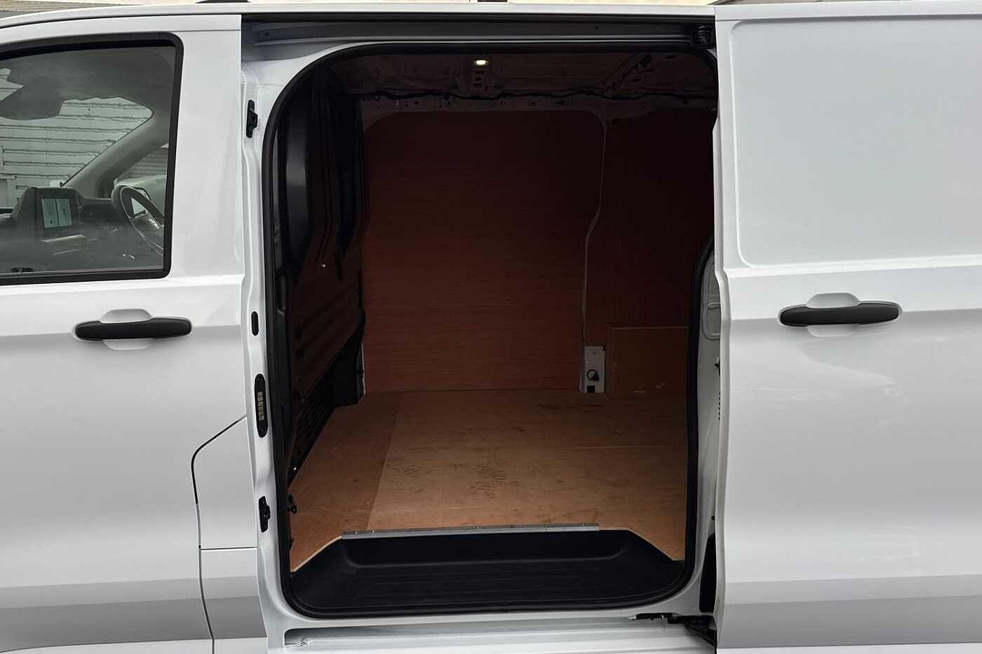 Used Volkswagen Transporter 2025 for sale - 77152470: Photo 46