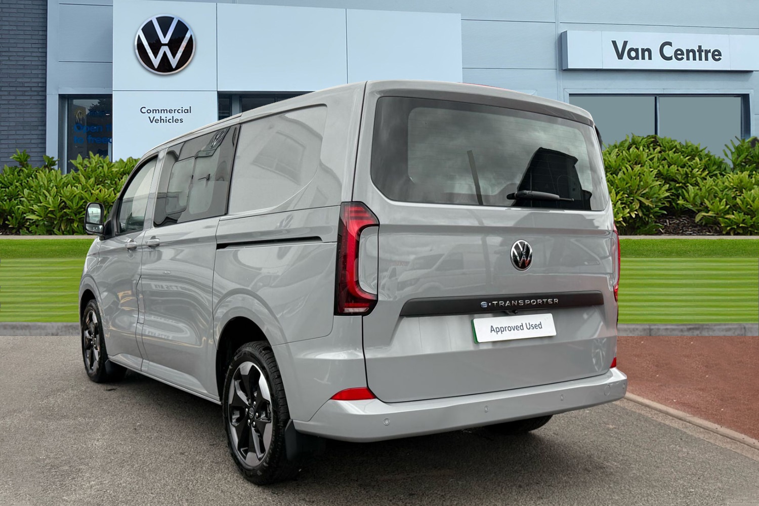 Used Volkswagen Transporter 2025 for sale - 78168547: Photo 2