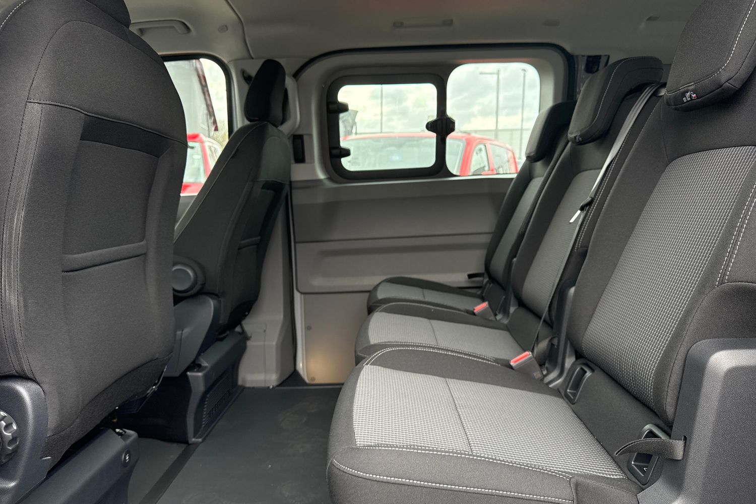 Used Volkswagen Transporter 2025 for sale - 78168547: Photo 38