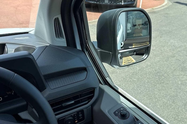 Used Volkswagen Transporter 2025 for sale - 76274592: Photo 17
