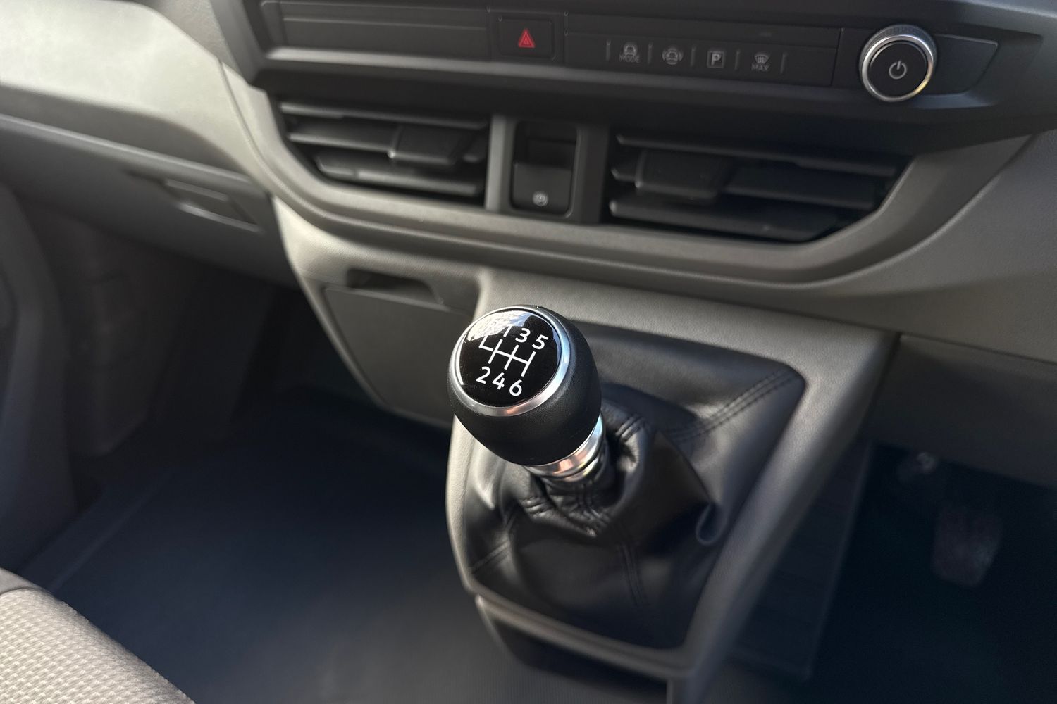 Used Volkswagen Transporter 2025 for sale - 76274592: Photo 22