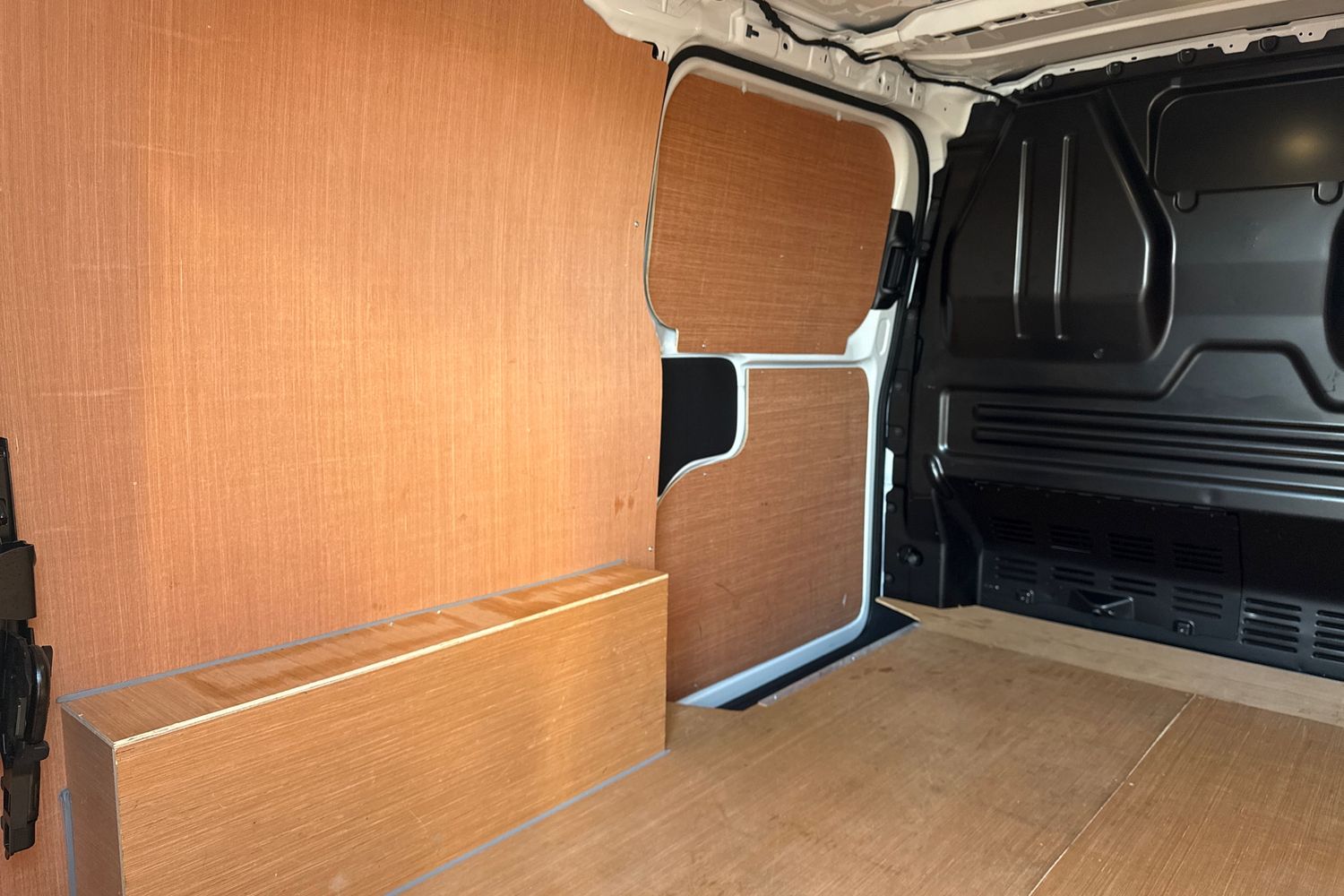 Used Volkswagen Transporter 2025 for sale - 76274592: Photo 25