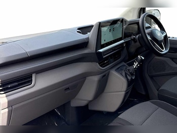 Used Volkswagen Transporter 2025 for sale - 76274592: Photo 2