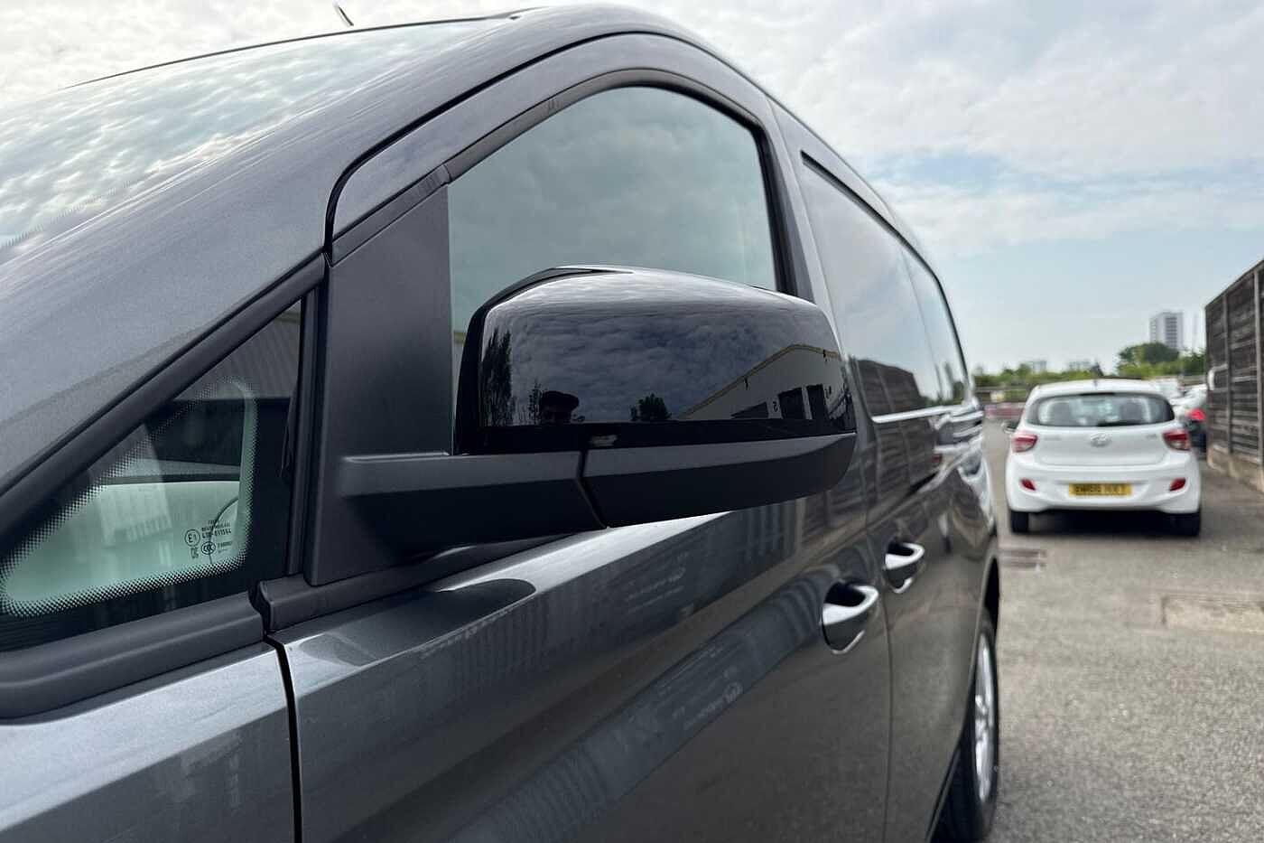 Used Volkswagen Caddy Maxi 2025 for sale - 77020273: Photo 33