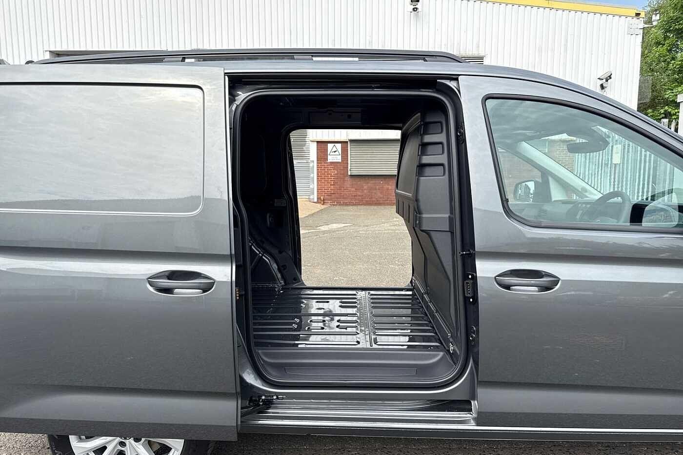 Used Volkswagen Caddy Maxi 2025 for sale - 77020273: Photo 49