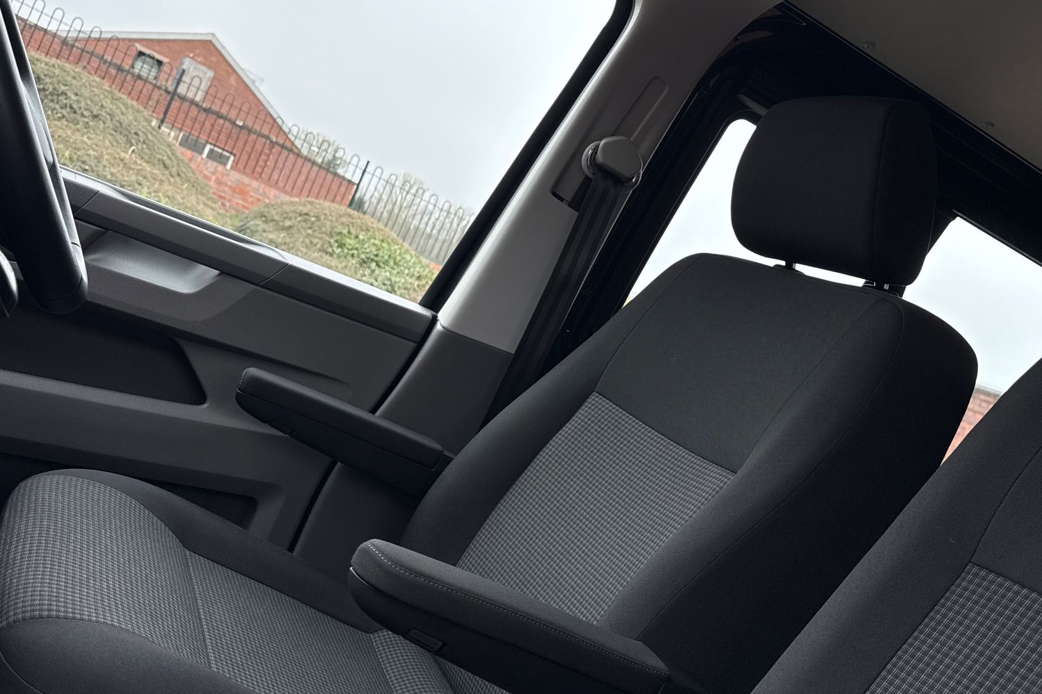 Used Volkswagen Transporter 2024 for sale - 77812607: Photo 48