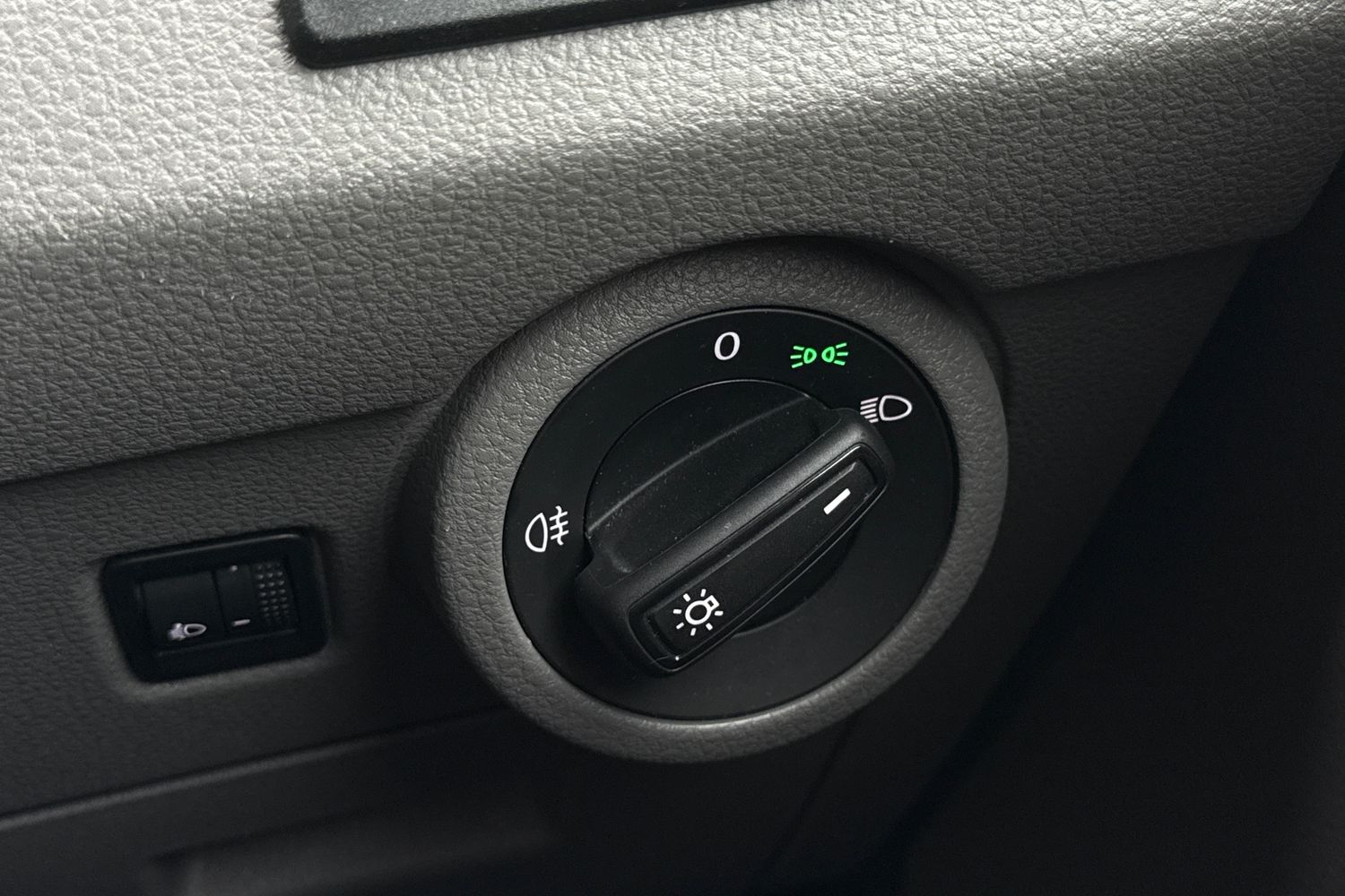 Used Volkswagen Transporter 2024 for sale - 77812607: Photo 51