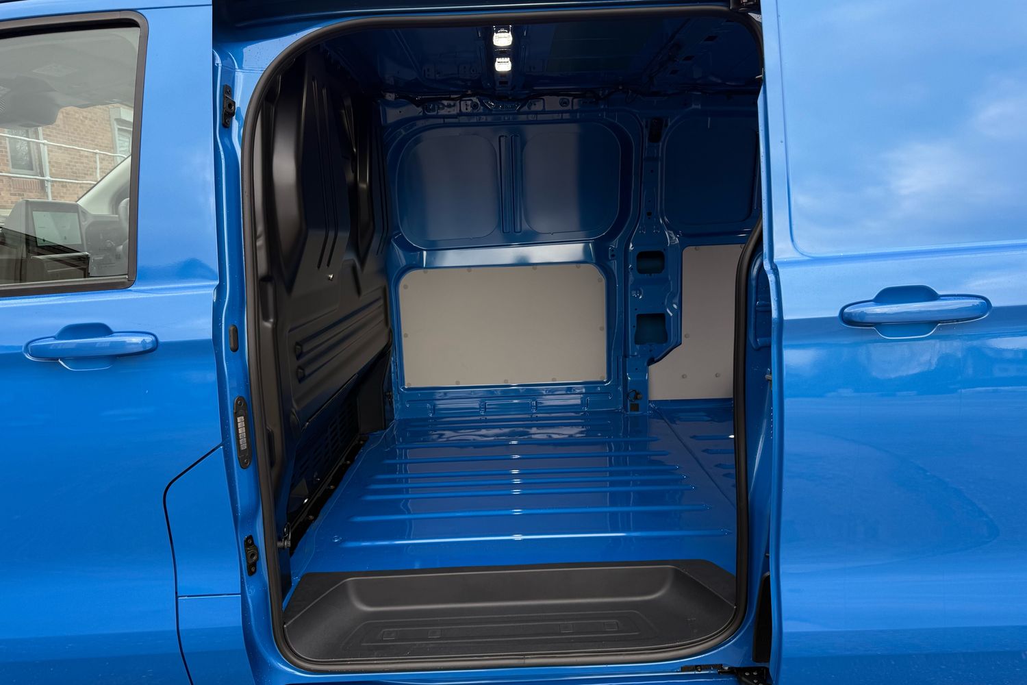 Used Volkswagen Transporter 2026 for sale - 78078987: Photo 52