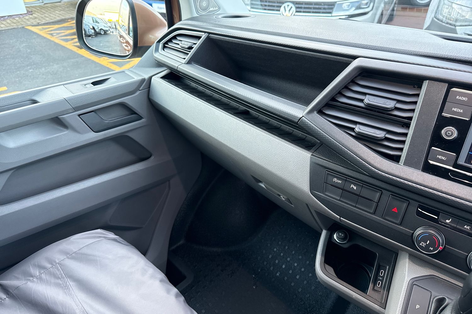 Used Volkswagen Transporter 2021 for sale - 76929221: Photo 19