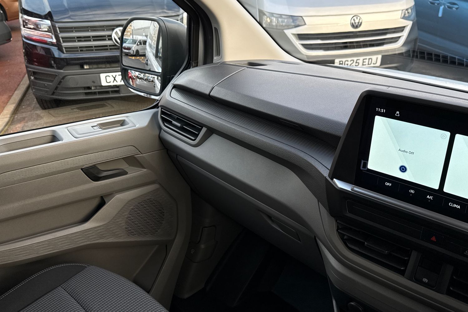 Used Volkswagen Transporter 2025 for sale - 77051531: Photo 19