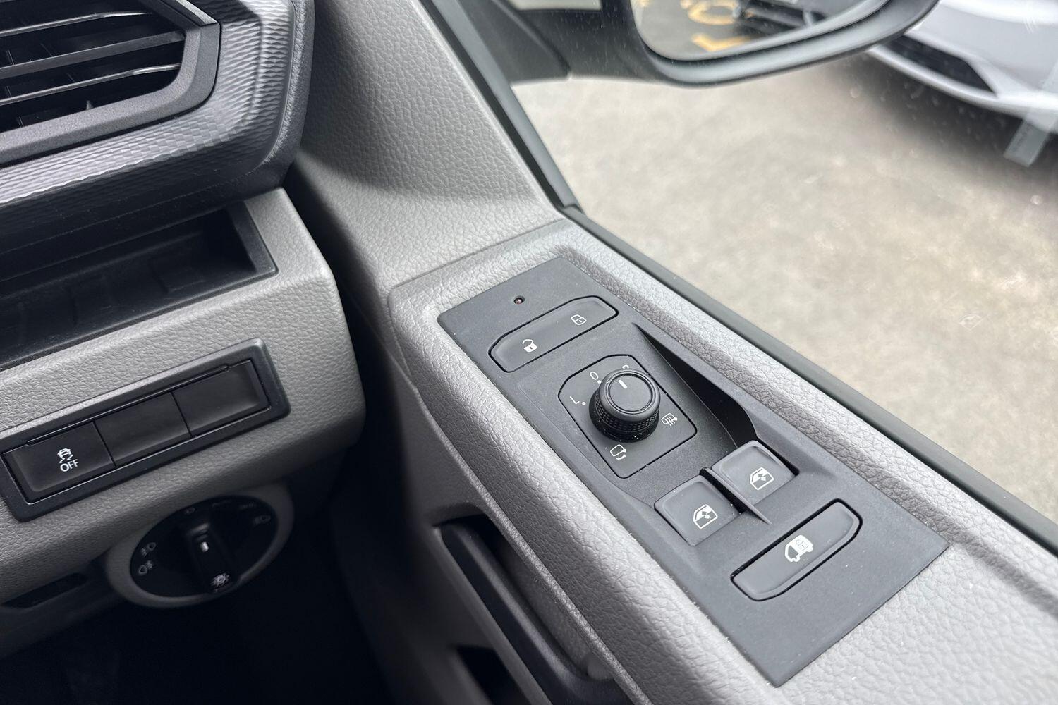 Used Volkswagen Transporter 2023 for sale - 78043679: Photo 18