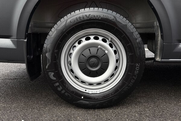 Used Volkswagen Crafter 2025 for sale - 76329491: Photo 11