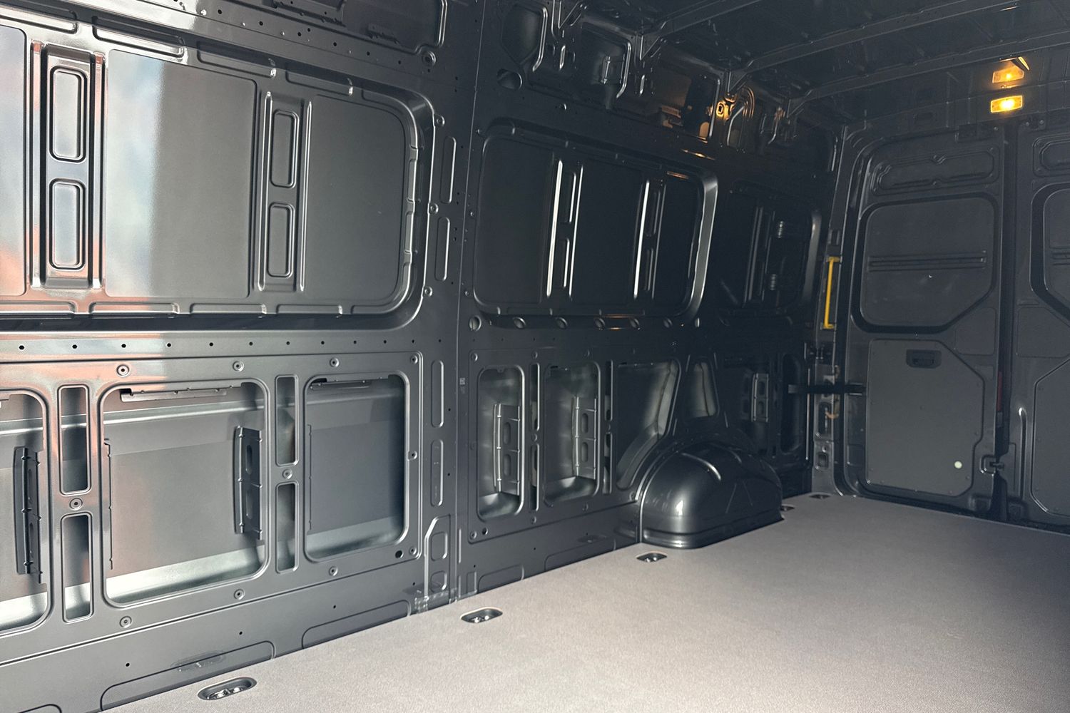 Used Volkswagen Crafter 2025 for sale - 76329491: Photo 51