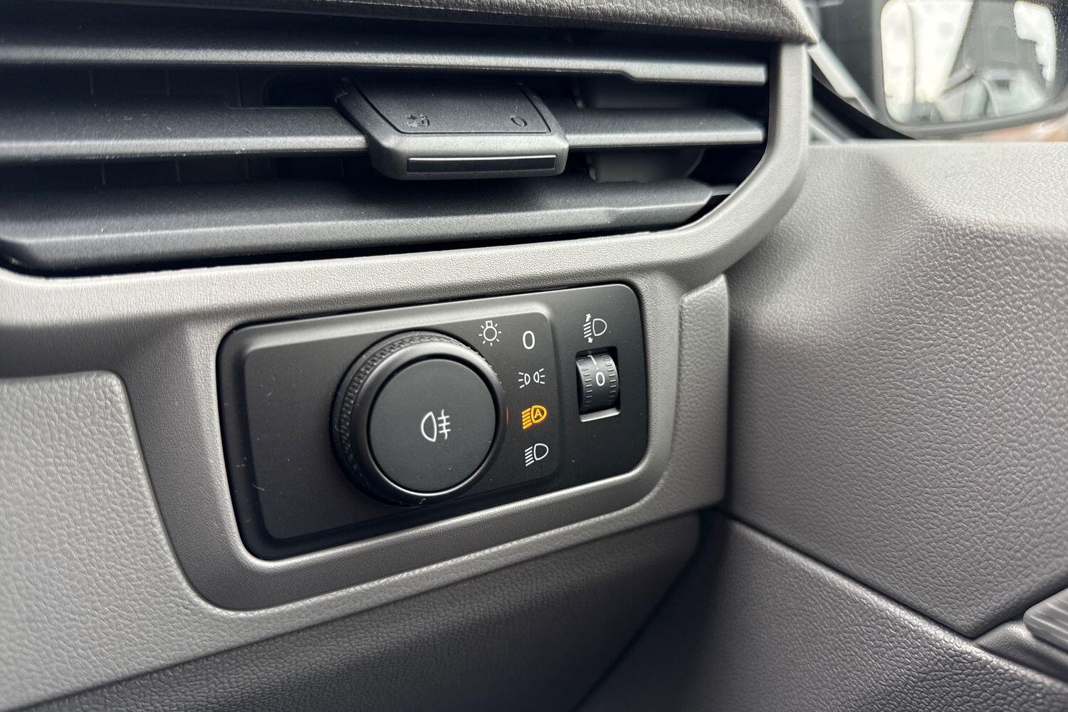 Used Volkswagen Transporter 2025 for sale - 78107463: Photo 38