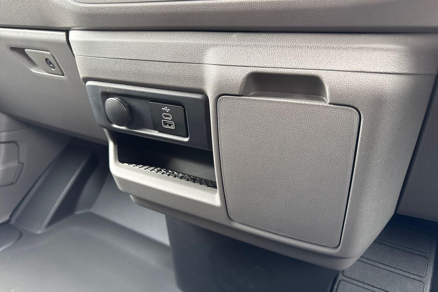 Used Volkswagen Transporter 2025 for sale - 78107463: Photo 39