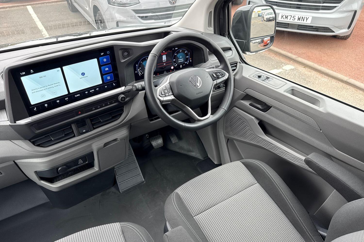 Used Volkswagen Transporter 2025 for sale - 78107463: Photo 51