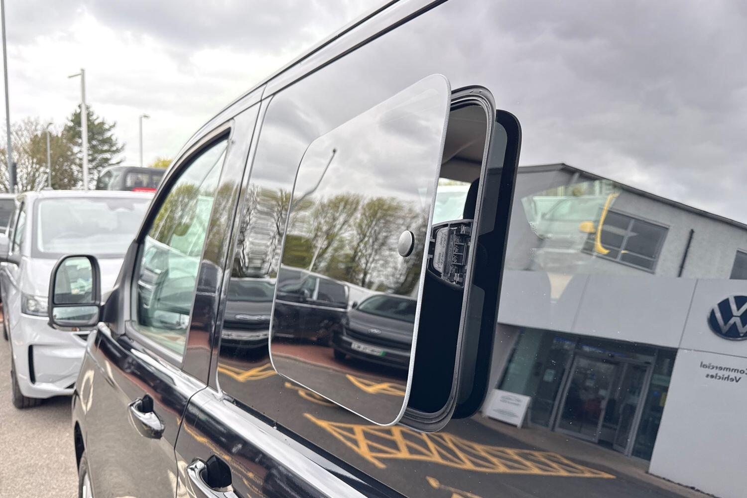 Used Volkswagen Transporter 2025 for sale - 78107463: Photo 56