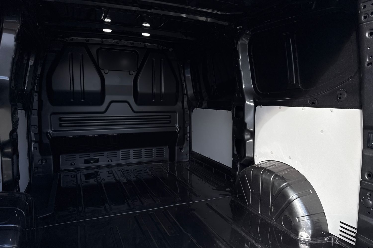 Used Volkswagen Transporter 2025 for sale - 76509091: Photo 41