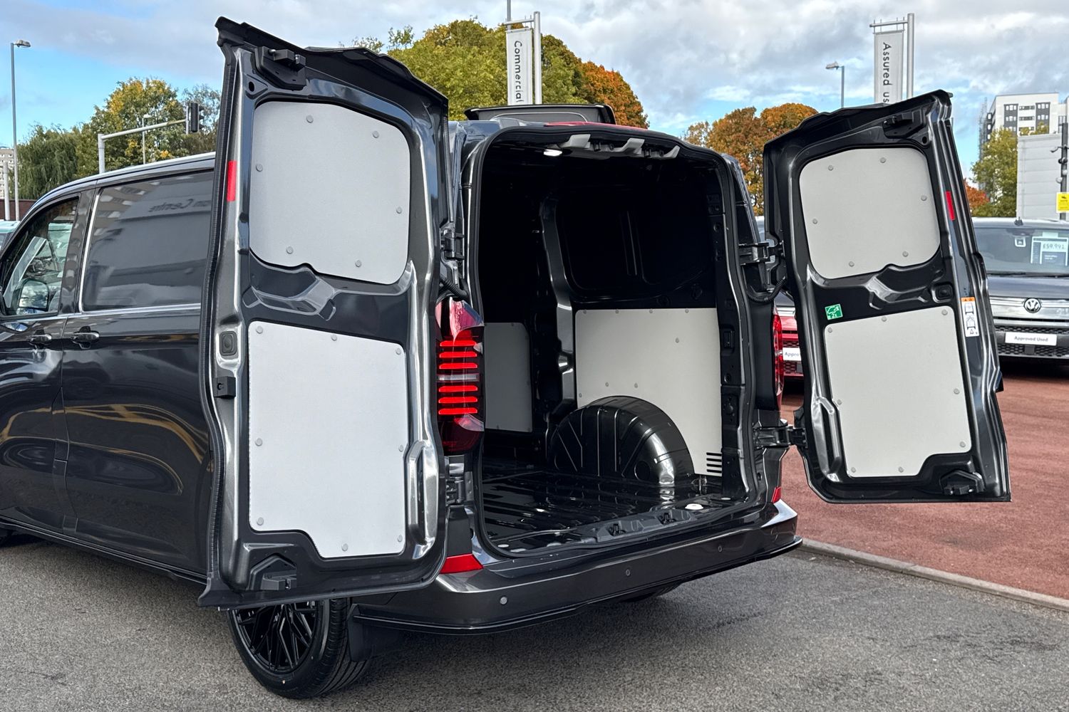 Used Volkswagen Transporter 2025 for sale - 76509091: Photo 42