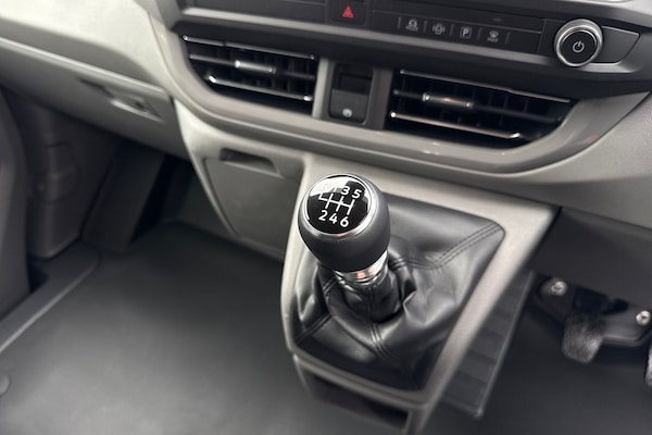 Used Volkswagen Transporter 2025 for sale - 76298745: Photo 22