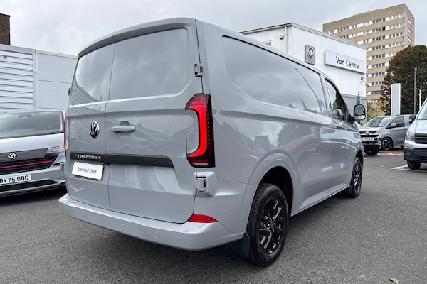 Used Volkswagen Transporter 2025 for sale - 76298745: Photo 30