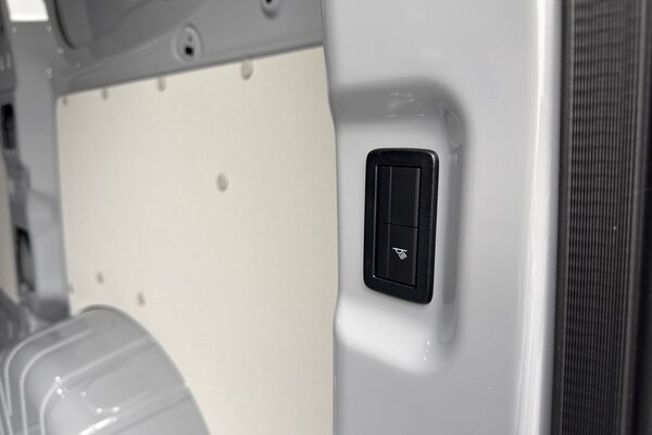 Used Volkswagen Transporter 2025 for sale - 76298745: Photo 35