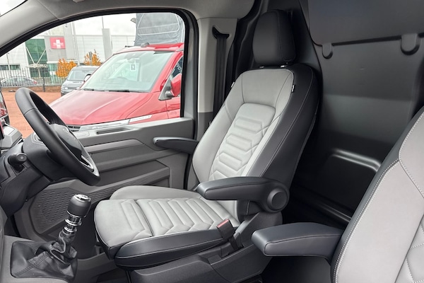 Used Volkswagen Transporter 2025 for sale - 76298745: Photo 45