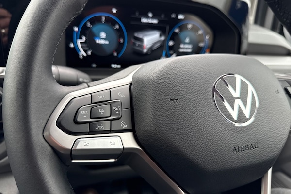 Used Volkswagen Transporter 2025 for sale - 76298745: Photo 47