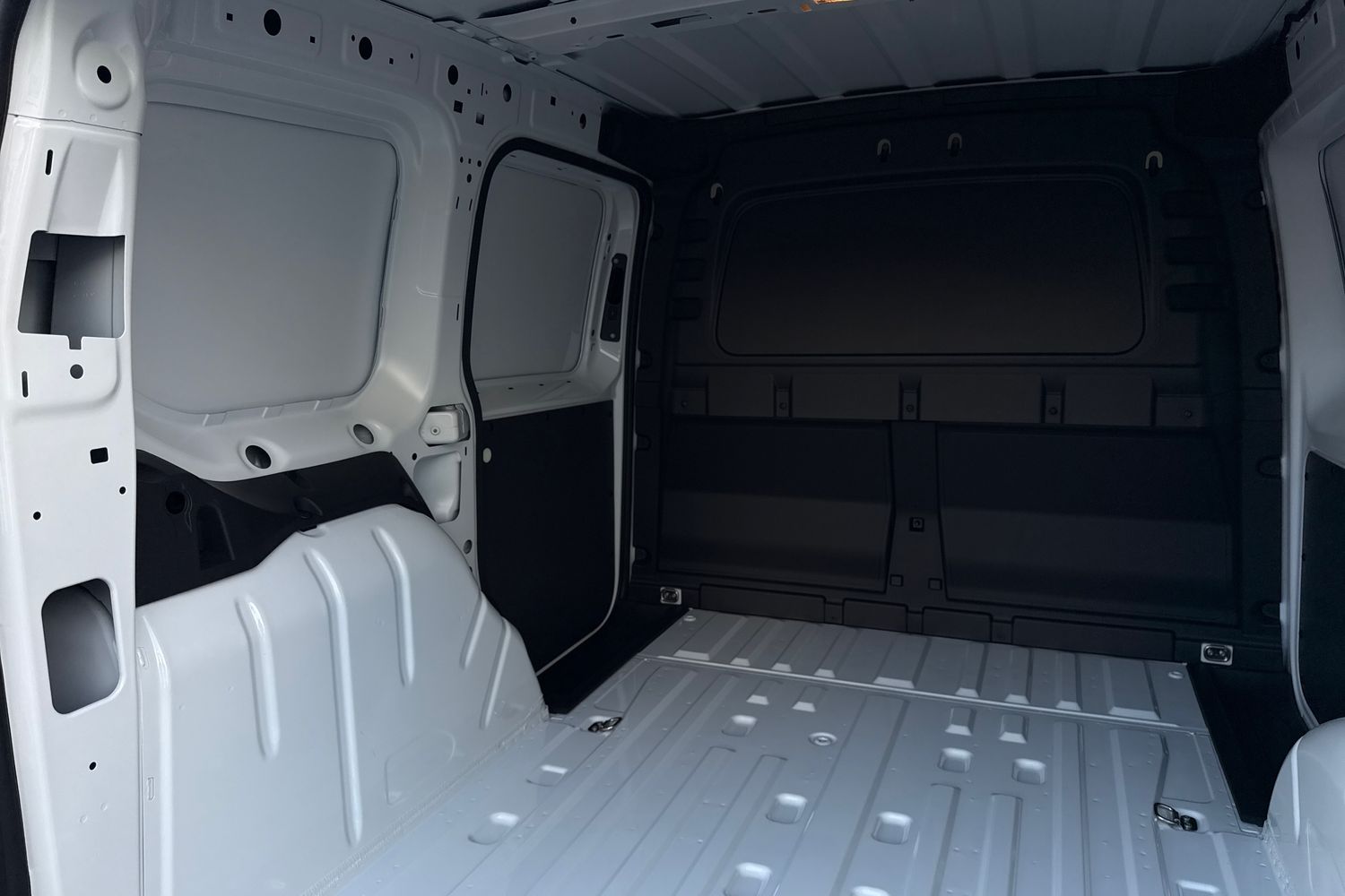 Used Volkswagen Caddy 2025 for sale - 76902543: Photo 37