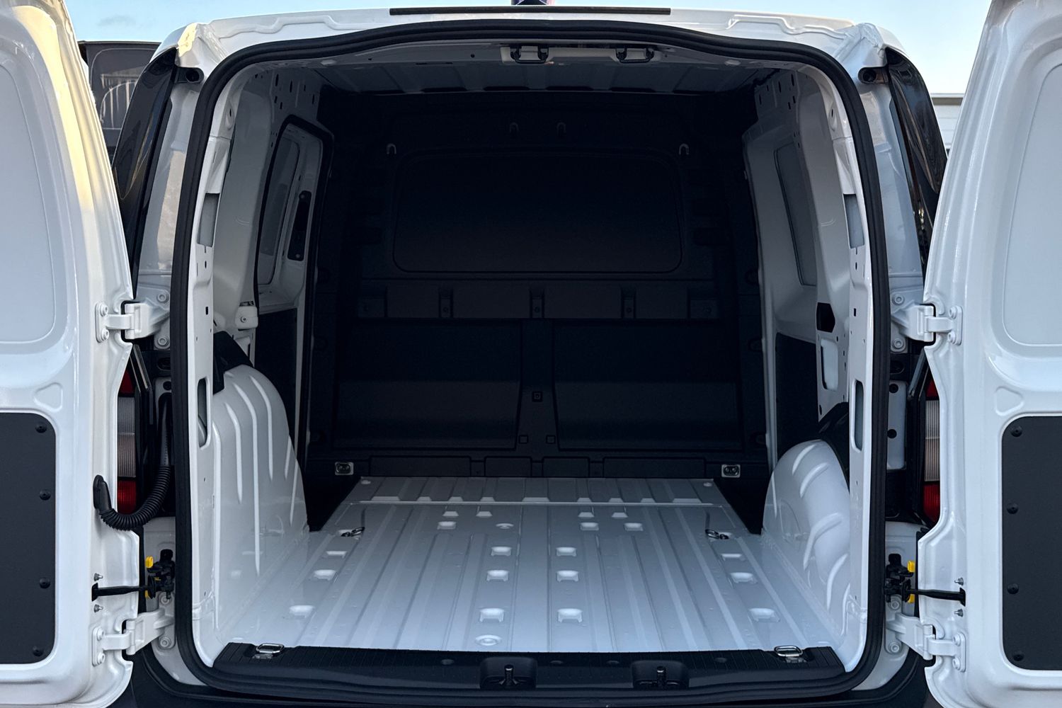 Used Volkswagen Caddy 2025 for sale - 76902543: Photo 9