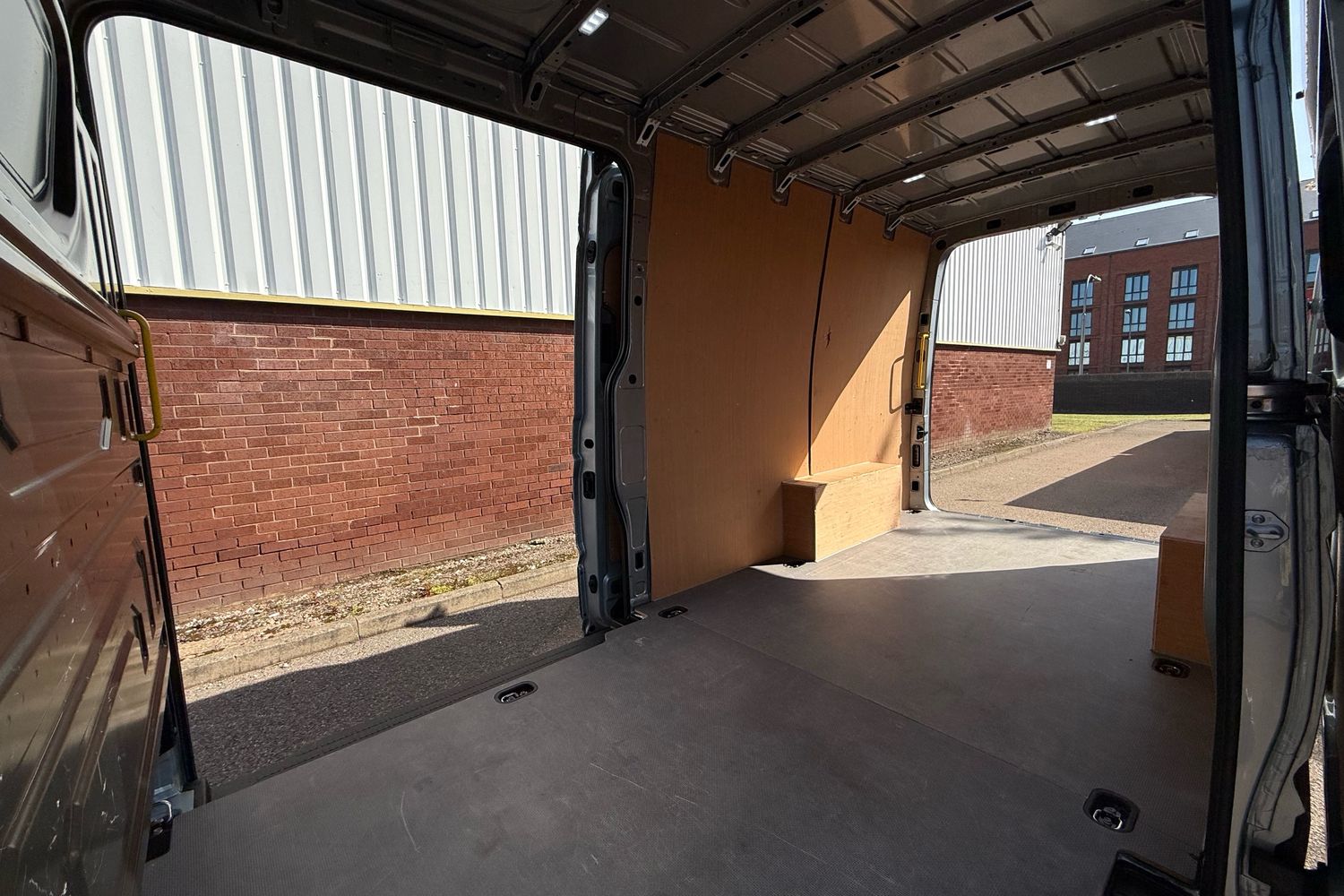 Used Volkswagen Crafter 2025 for sale - 78168453: Photo 43