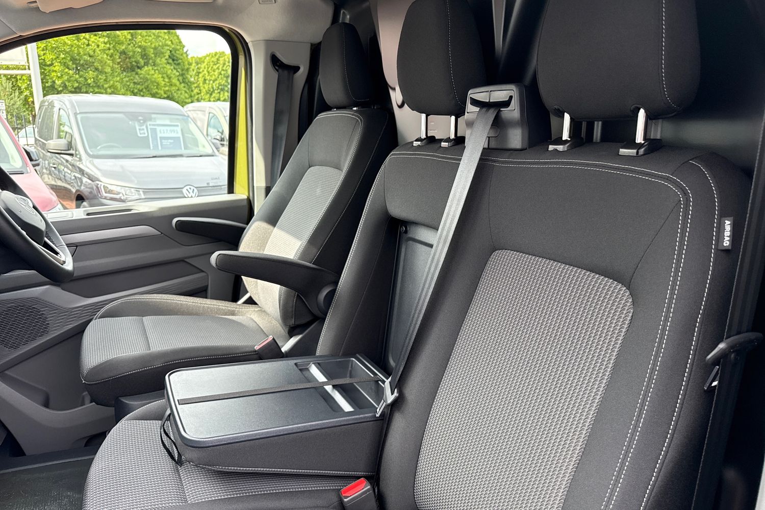 Used Volkswagen Transporter 2025 for sale - 76847871: Photo 42