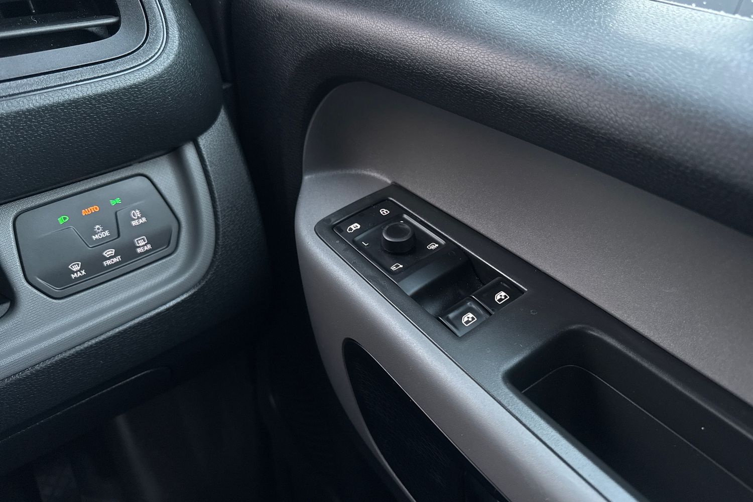 Used Volkswagen ID.Buzz 2023 for sale - 76624881: Photo 21