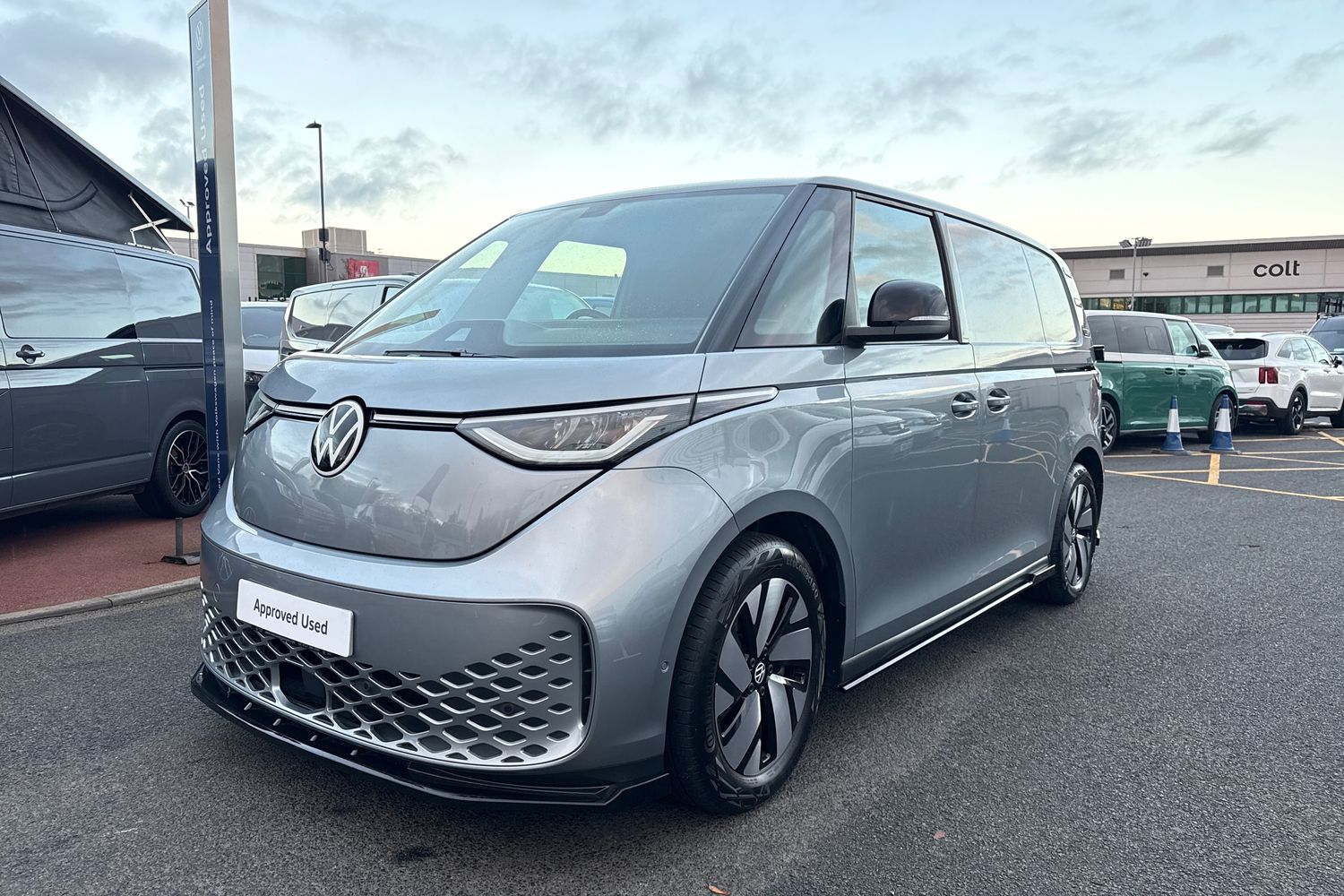 Used Volkswagen ID.Buzz 2023 for sale - 76624881: Photo 30