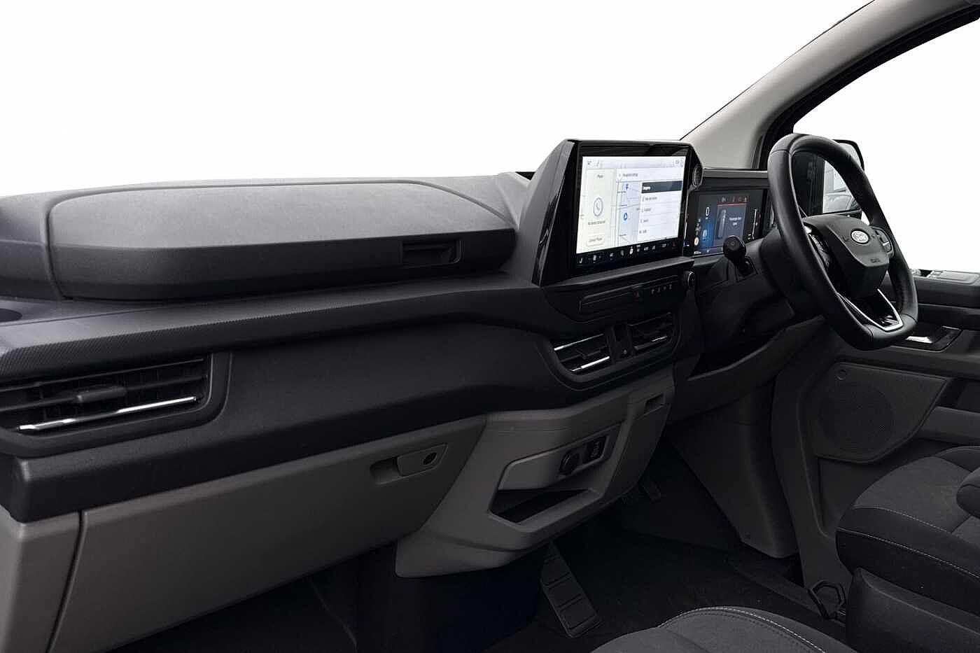 Used Ford Transit Custom 2024 for sale - 77582604: Photo 2