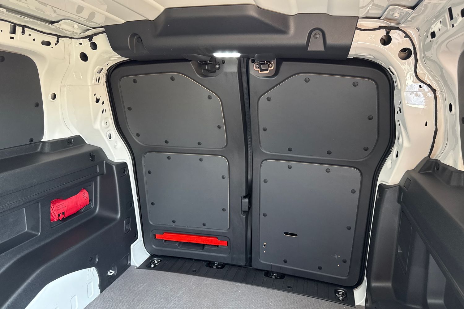 Used Volkswagen ID.Buzz 2024 for sale - 78168573: Photo 19