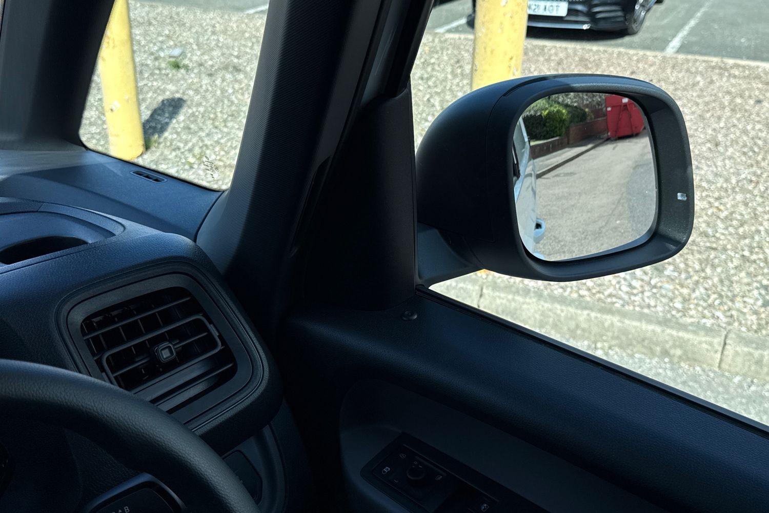 Used Volkswagen ID.Buzz 2024 for sale - 78168573: Photo 21