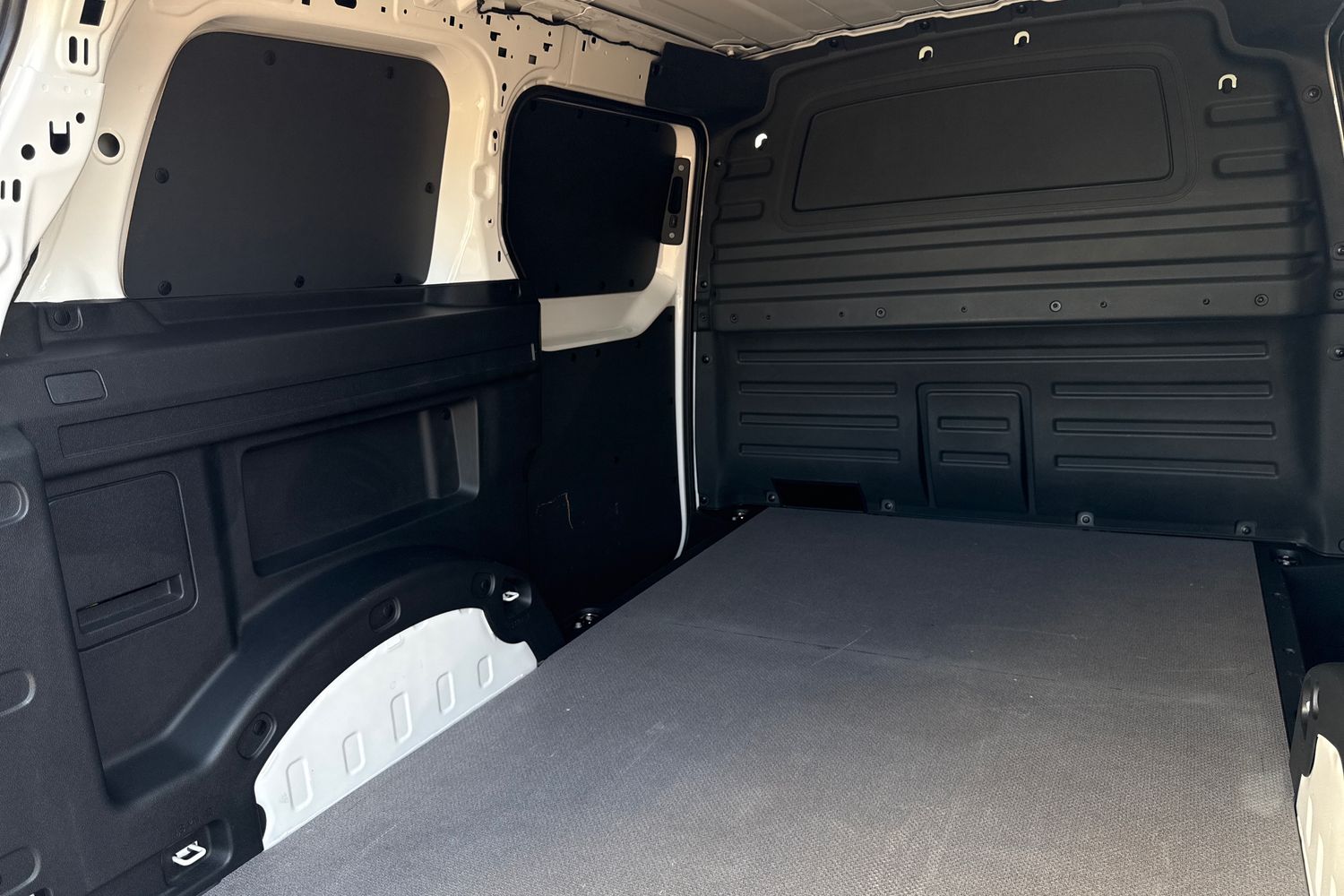 Used Volkswagen ID.Buzz 2024 for sale - 78168573: Photo 42