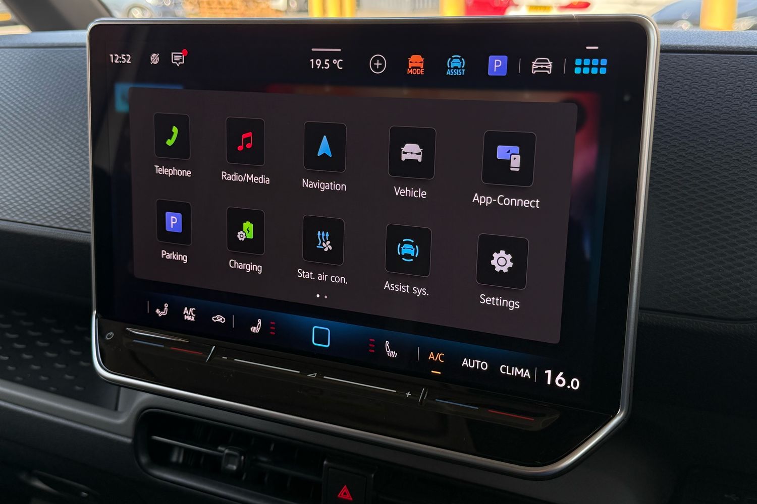 Used Volkswagen ID.Buzz 2024 for sale - 78168573: Photo 54