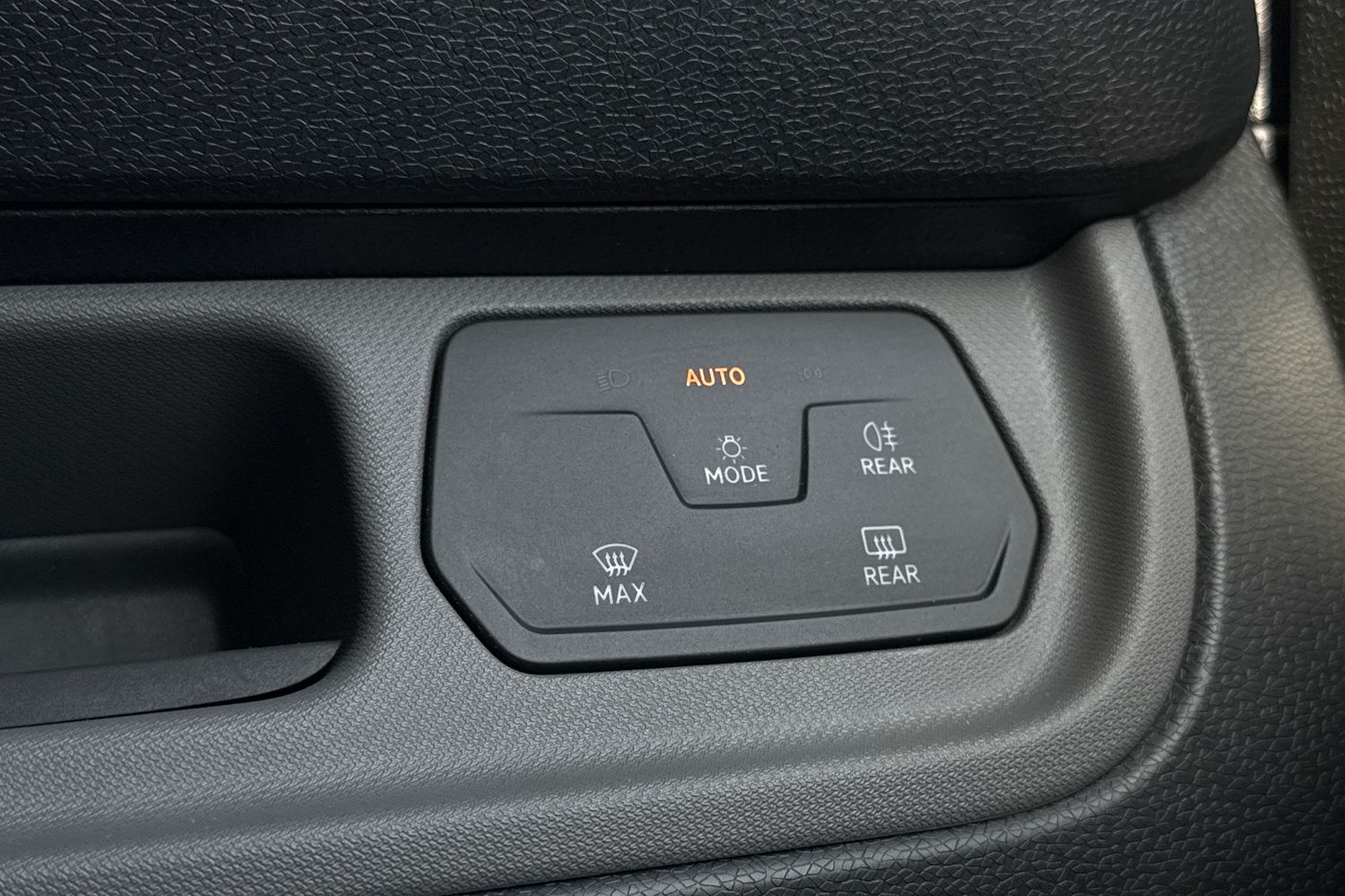 Used Volkswagen ID.Buzz 2024 for sale - 78168573: Photo 57