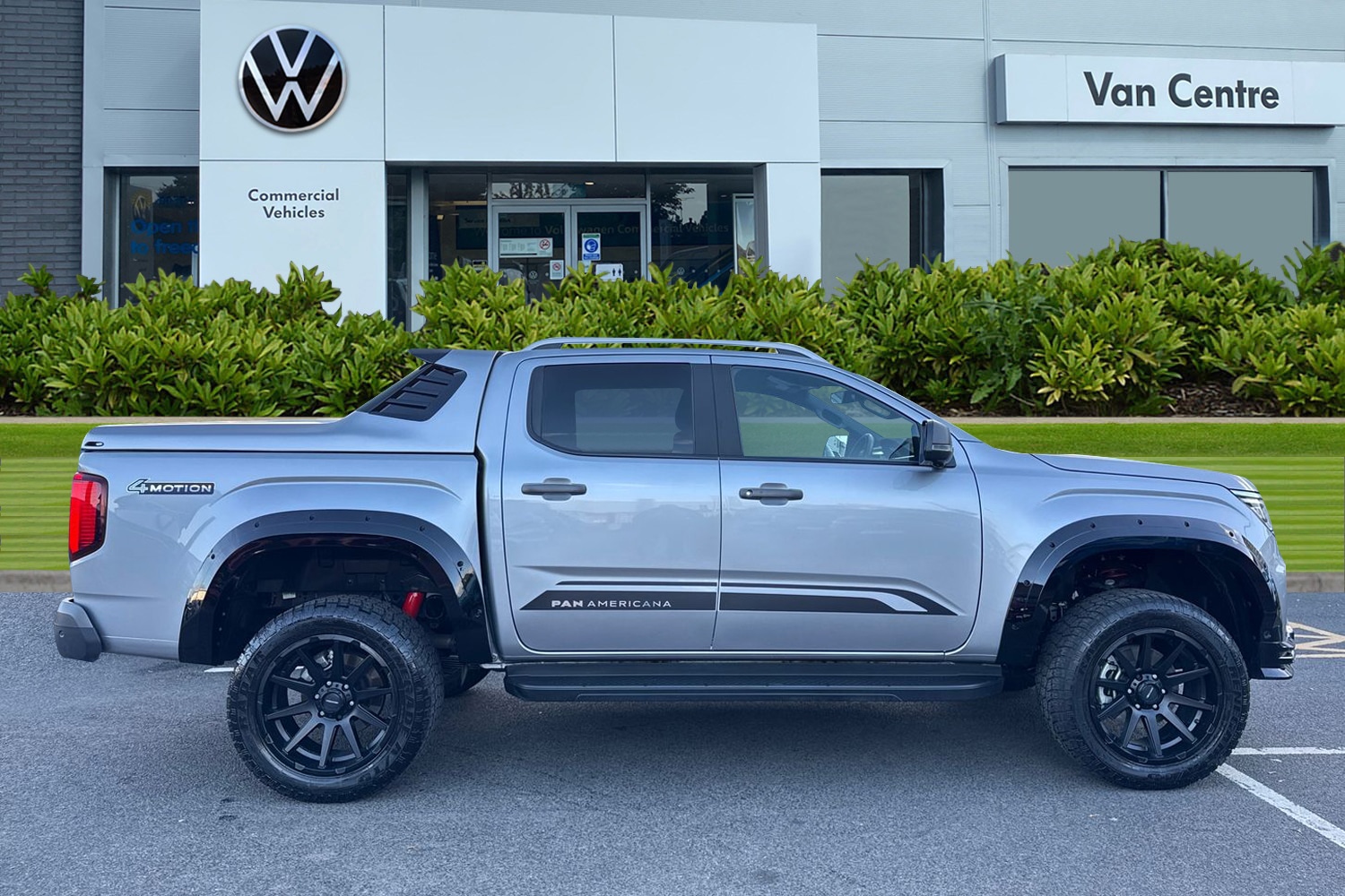 Used Volkswagen Amarok 2025 for sale - 76401632: Photo 3