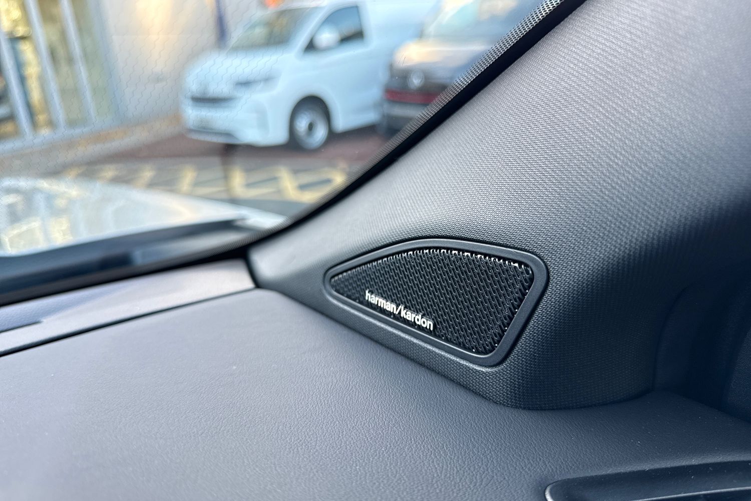 Used Volkswagen Amarok 2025 for sale - 76401632: Photo 42