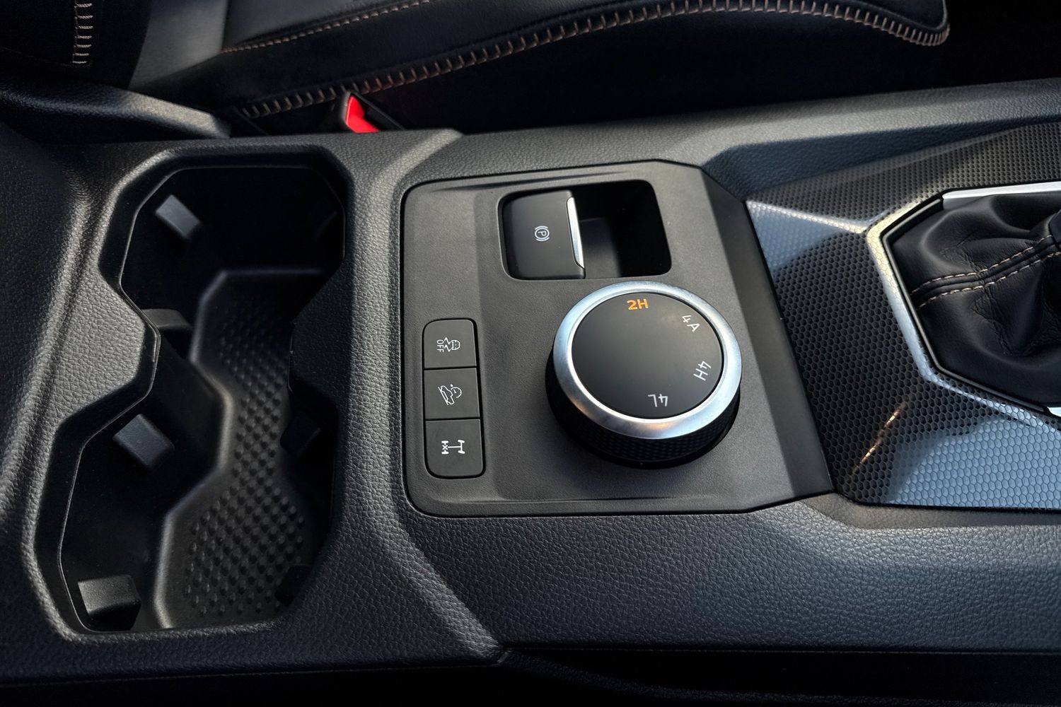 Used Volkswagen Amarok 2025 for sale - 76401632: Photo 54