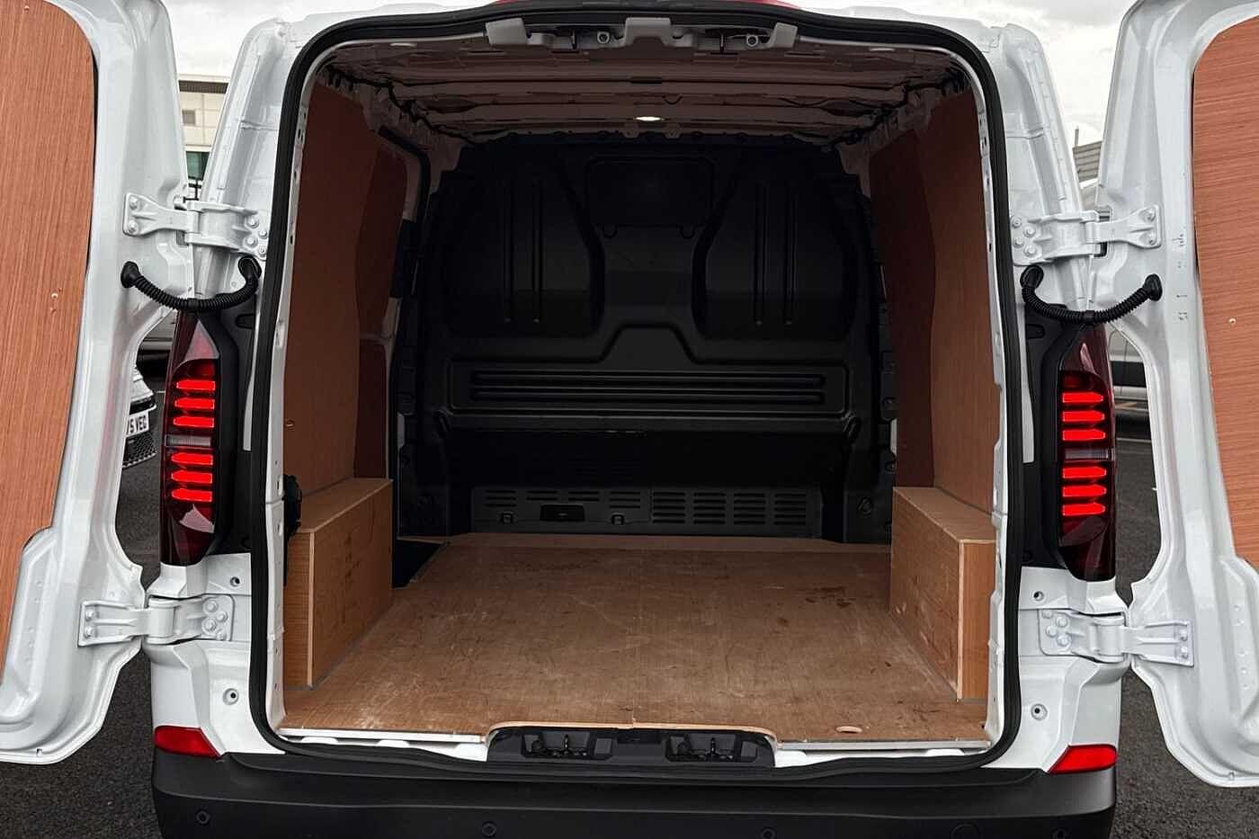 Used Volkswagen Transporter 2025 for sale - 77390206: Photo 10