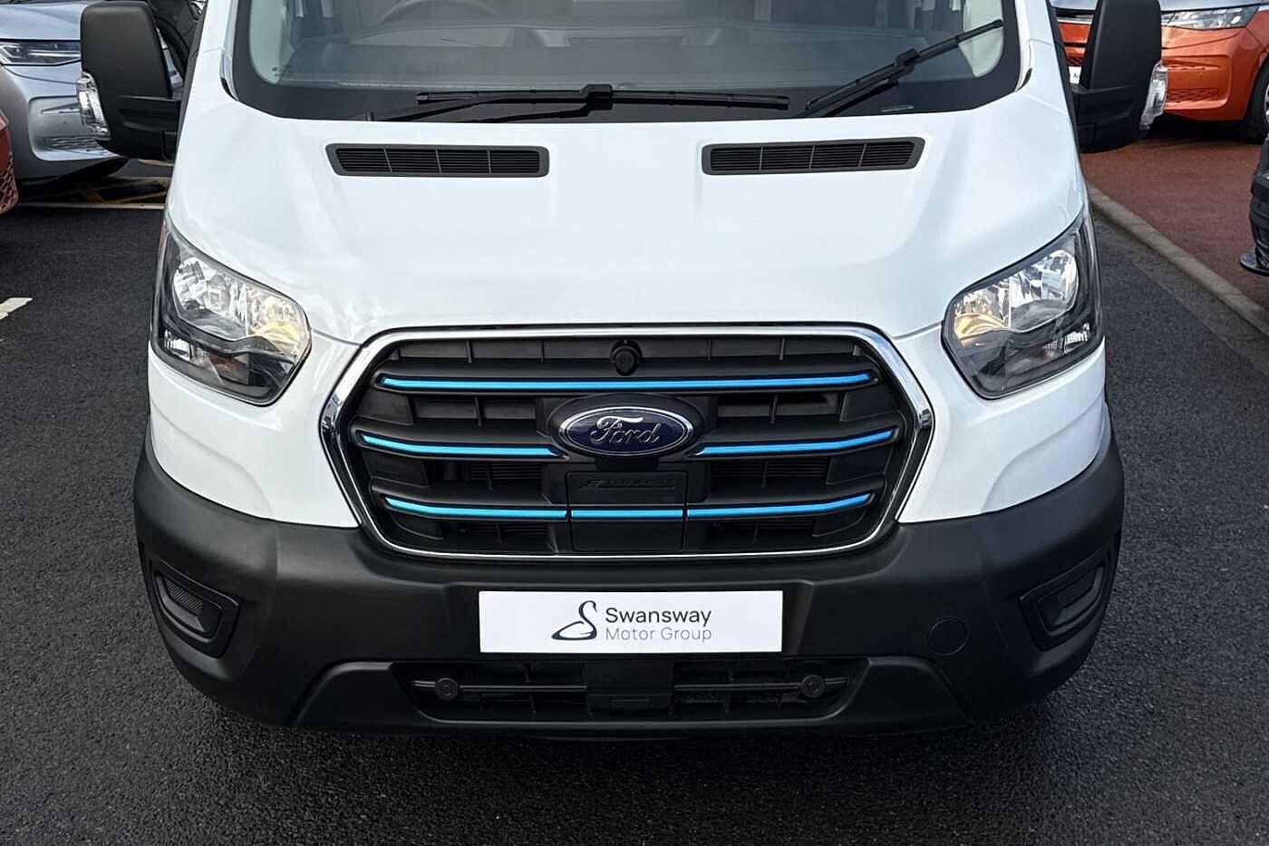 Used Ford E-Transit 2024 for sale - 77733613: Photo 32