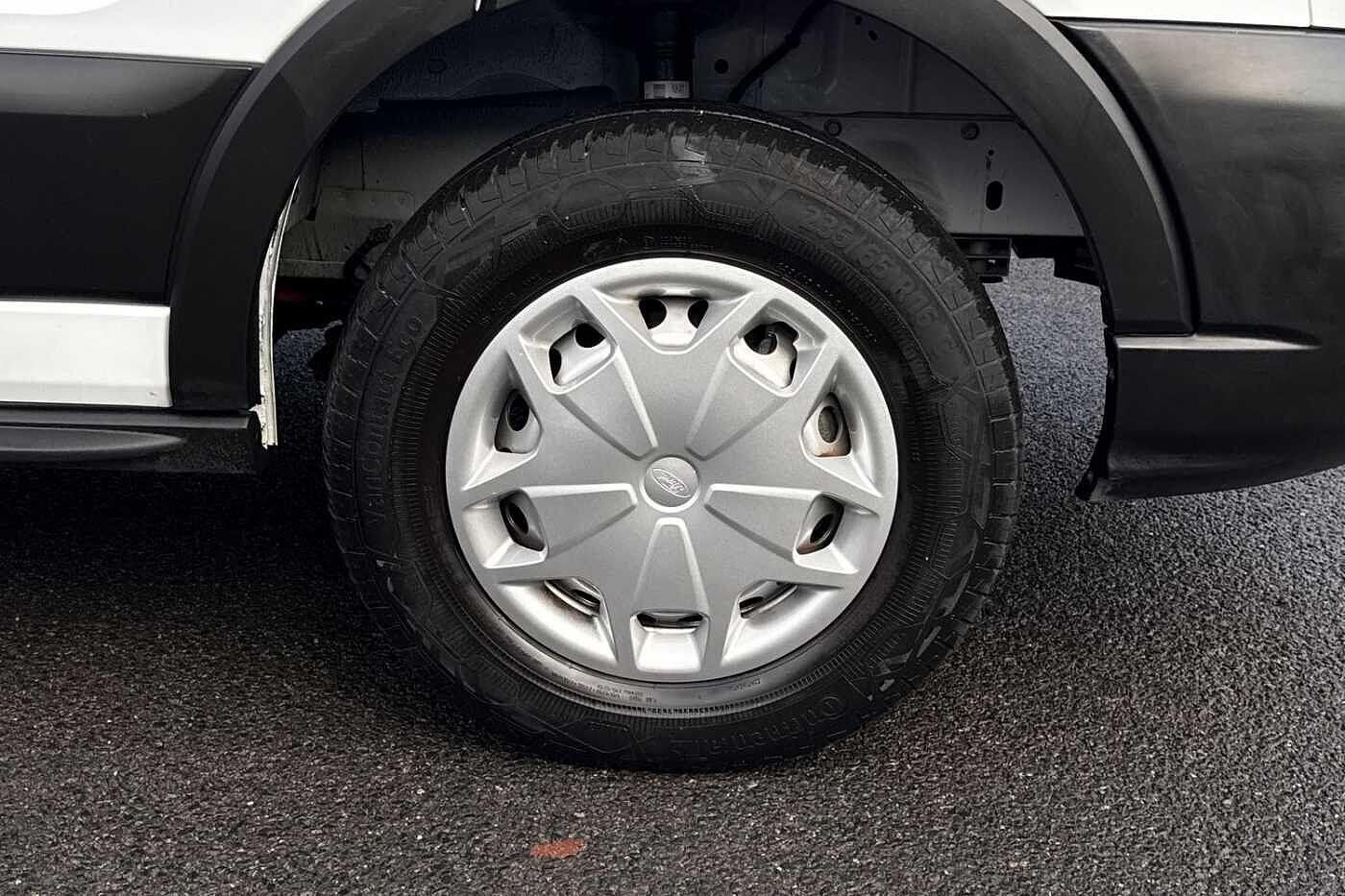 Used Ford E-Transit 2024 for sale - 77733613: Photo 6