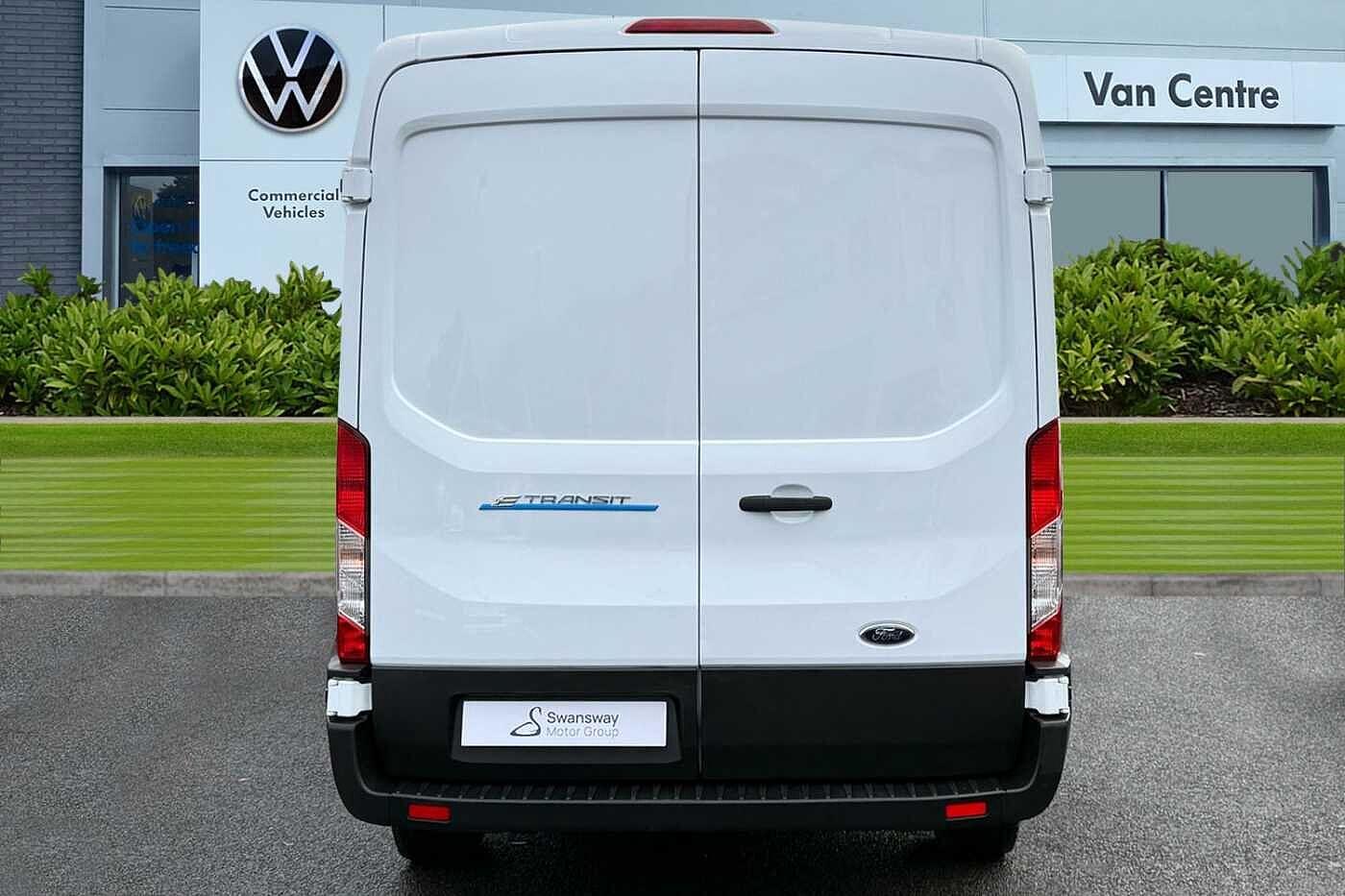 Used Ford E-Transit 2024 for sale - 77733613: Photo 8