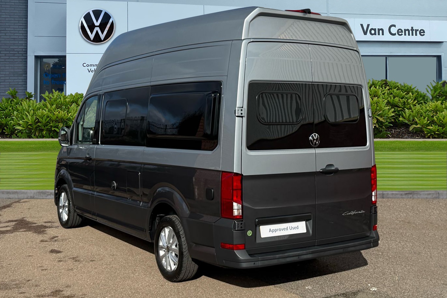 Used Volkswagen California 2025 for sale - 77829380: Photo 2