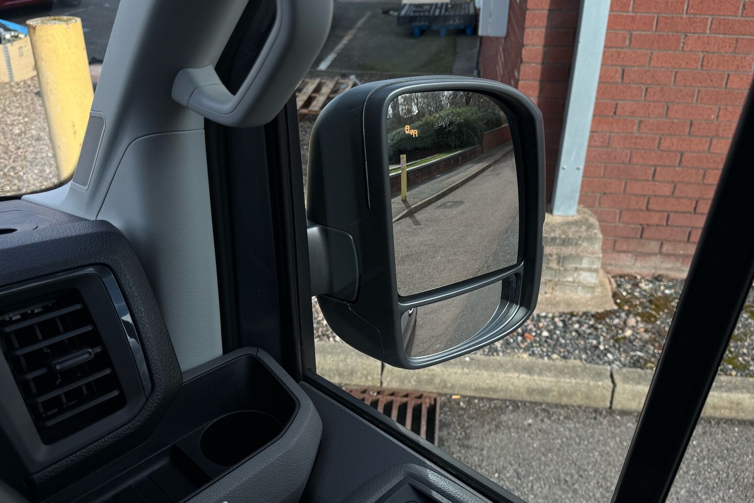 Used Volkswagen California 2025 for sale - 77829380: Photo 21